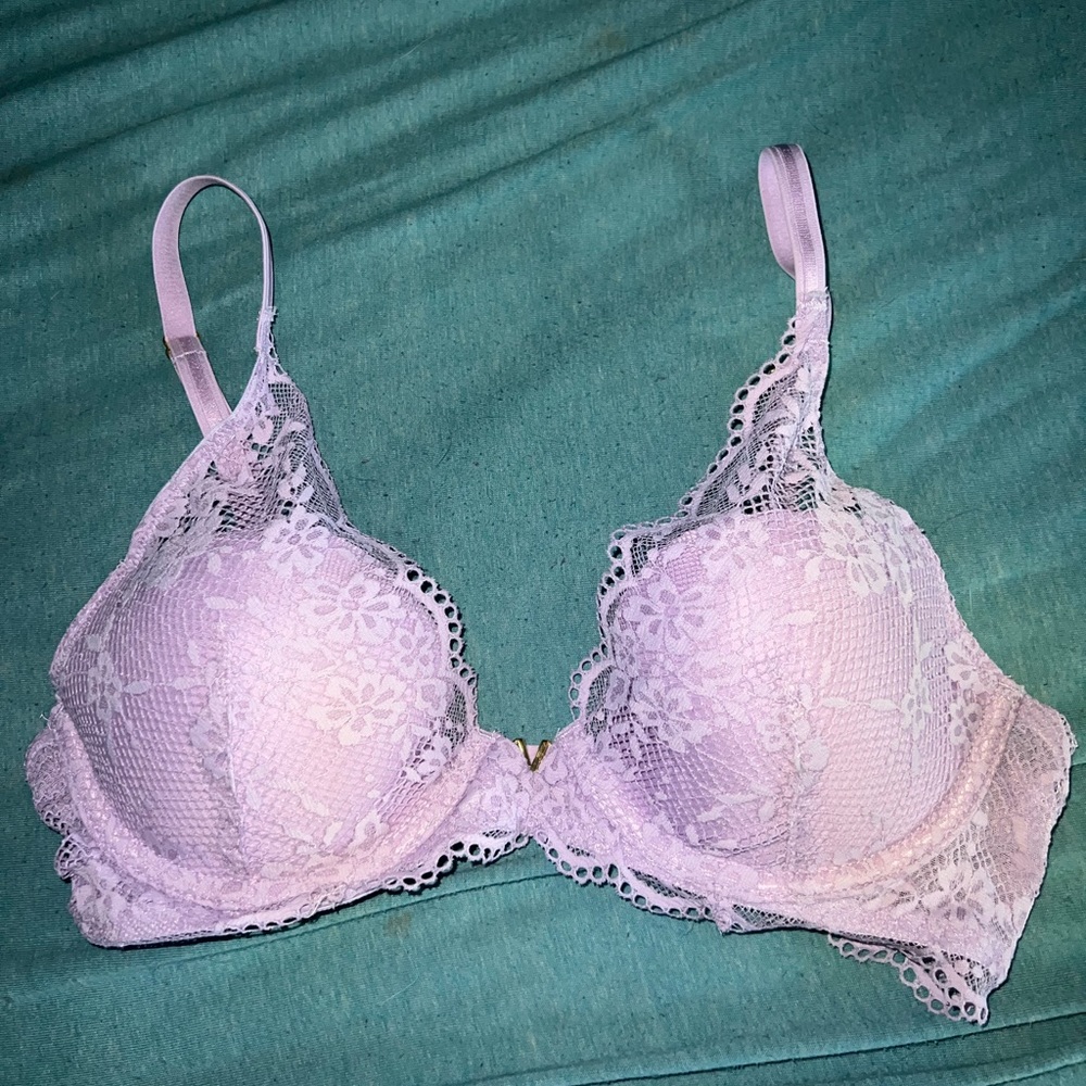 Victoria’s Secret Lace Half Pad Plunge Purple Bra